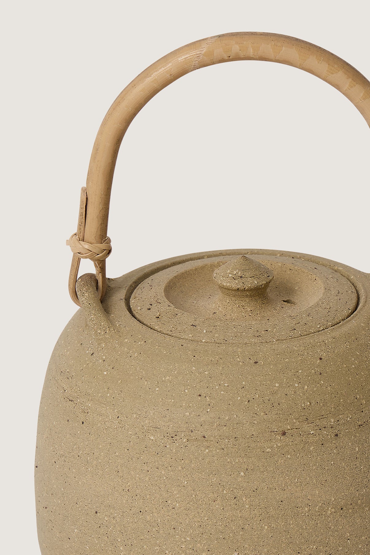 ATELIER BEIGE PIERRE CULOT TEAPOT vue 3